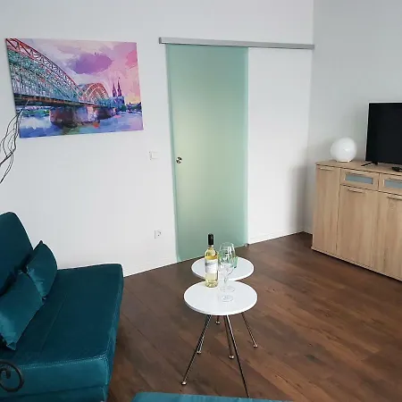 Alt-refrath アパート ベルギッシュ・グラートバッハ